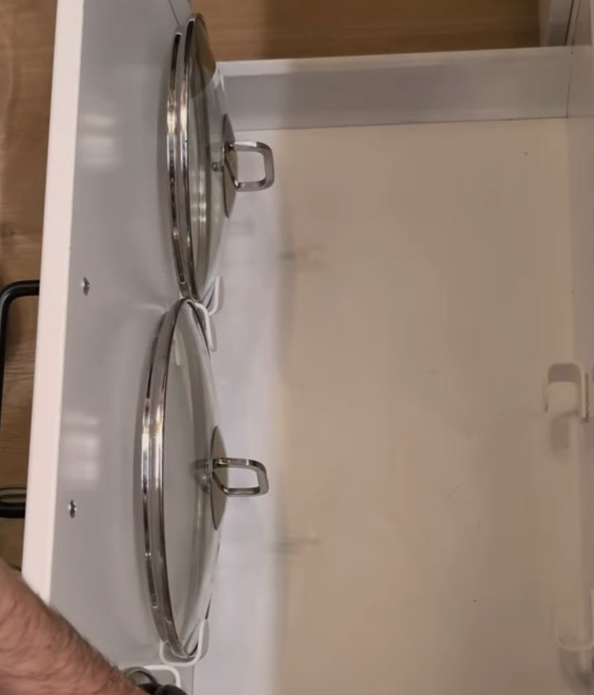 3D Print Model - pot lid holder for drawer