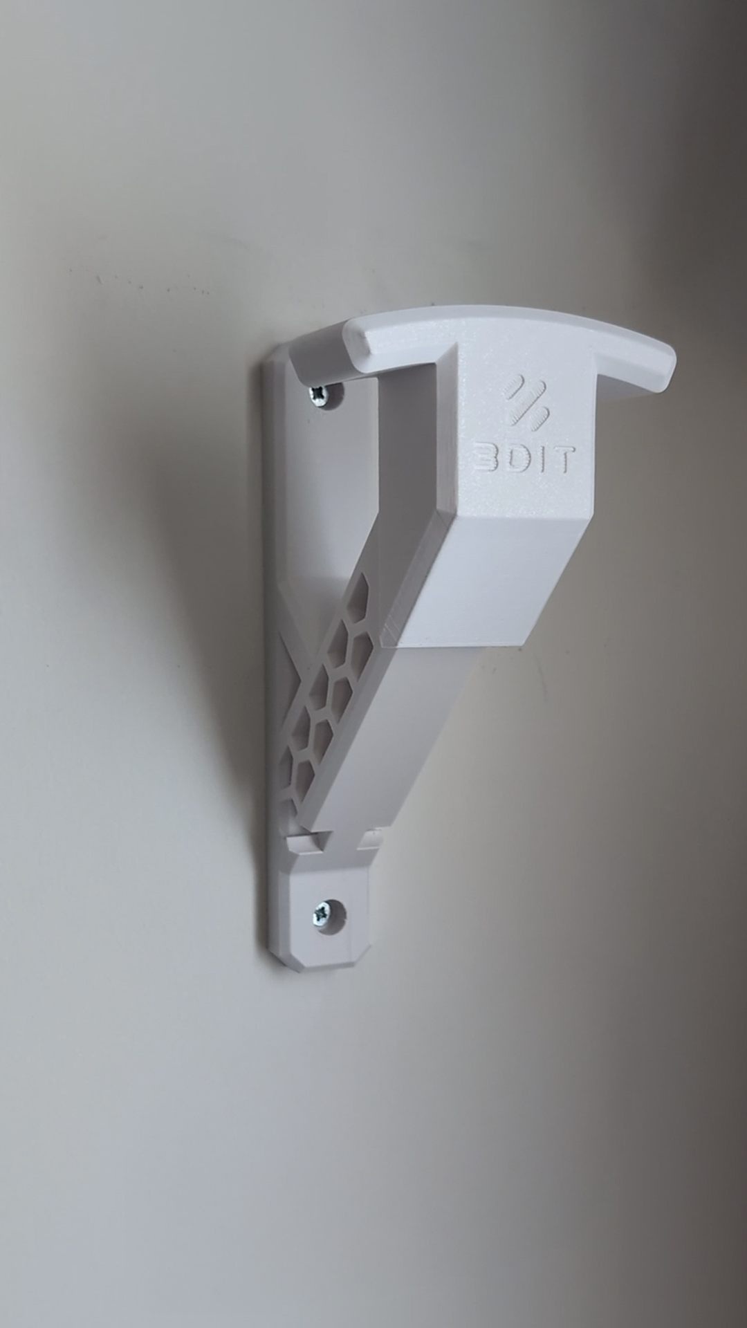 3D Print Model - Holder for motorcycle helmets